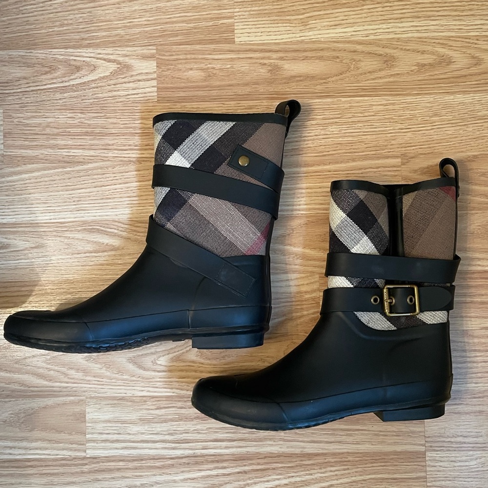 Burberry Rubber Mid-Calf Rain Boots